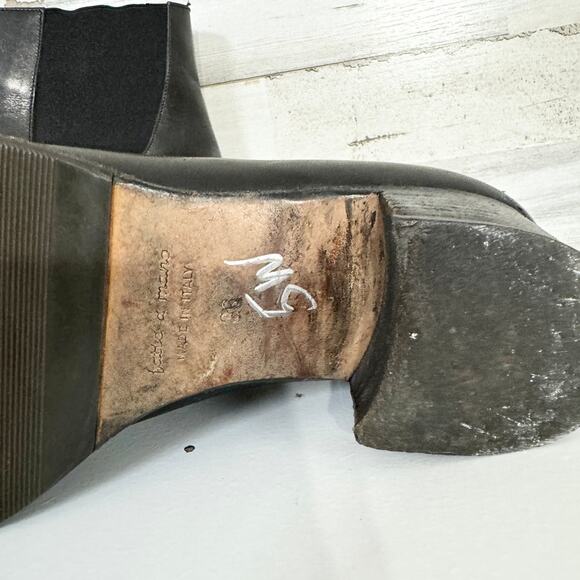 Fatta A Mano Women Black Leather W/ Stretch Sides Rounded Toe Ankle Booties 36 - Picture 2 of 6